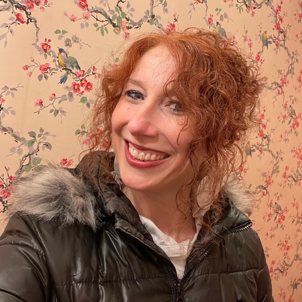Meet your Posher, Rena